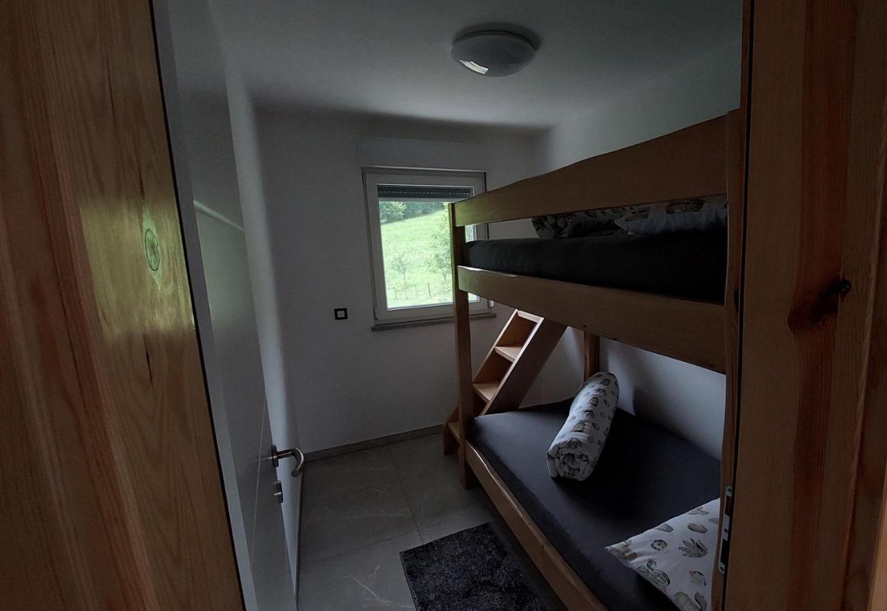 Grajsko Villa Metlika Kültér fotó
