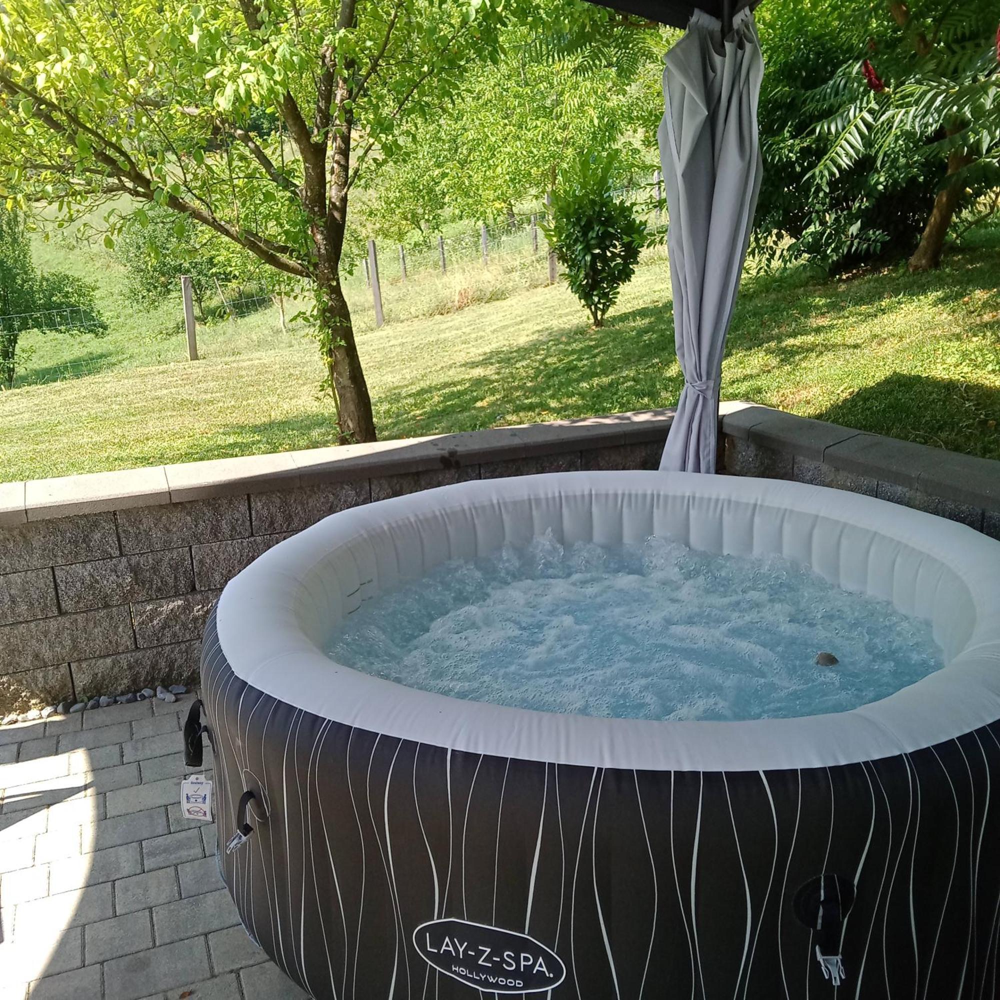 Grajsko Villa Metlika Kültér fotó